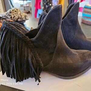 Black short fringed boots size 9